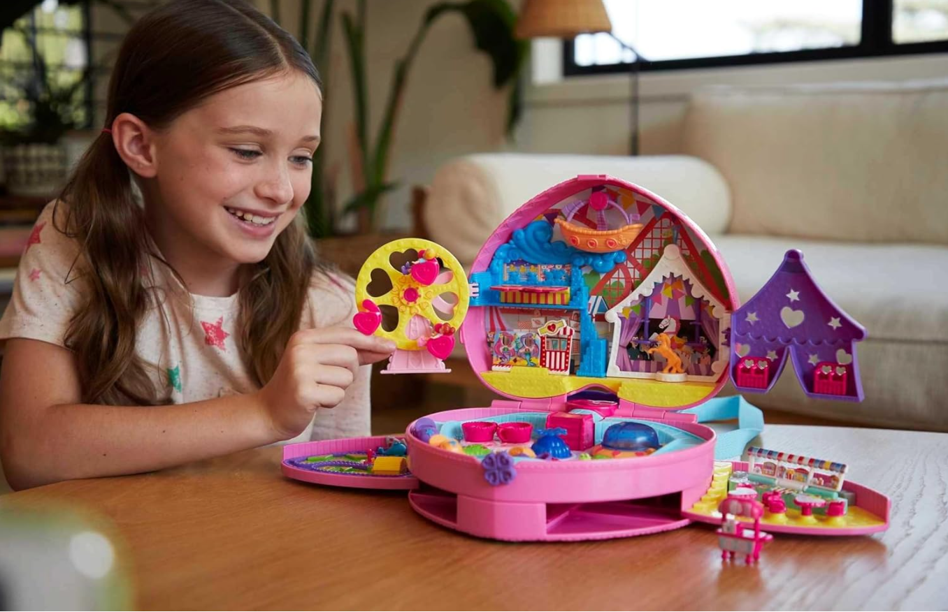 Polly Pocket Mighty Mini Theme Park Playset